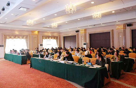 杜伯特實驗室洗瓶機亮相2019湖北藥品分析及微生物檢測技術(shù)交流會